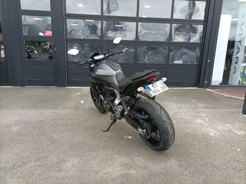 MT07