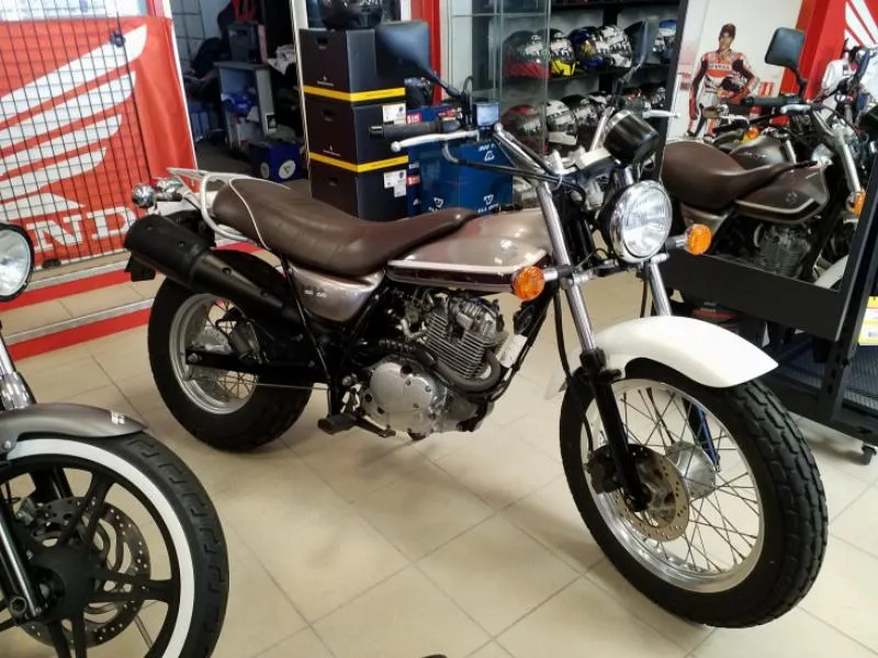 VAN VAN 125