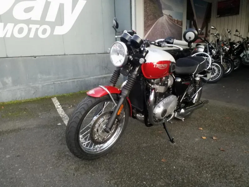 BONNEVILLE T100 900