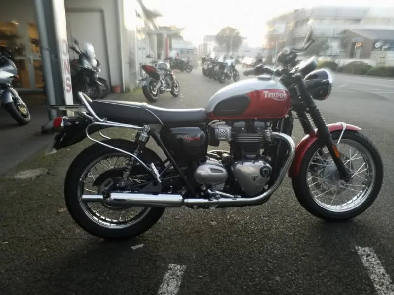 BONNEVILLE T100 900