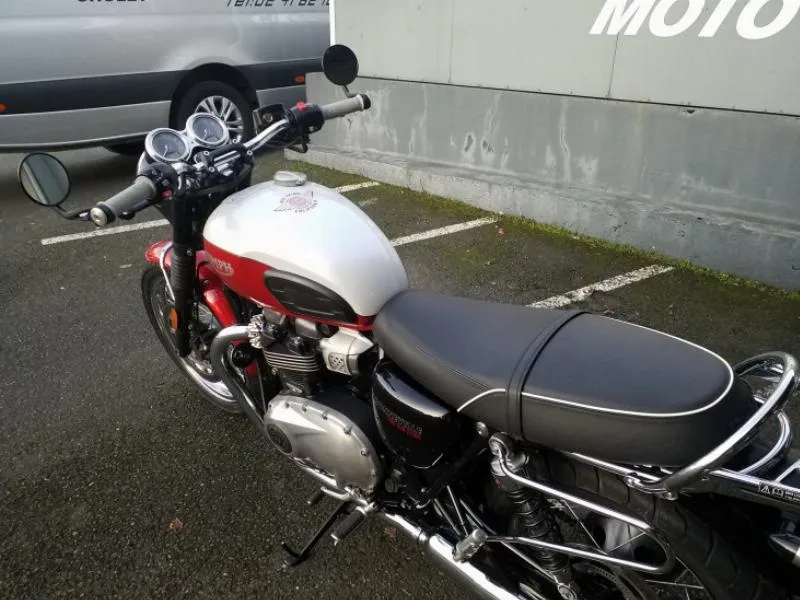 BONNEVILLE T100 900