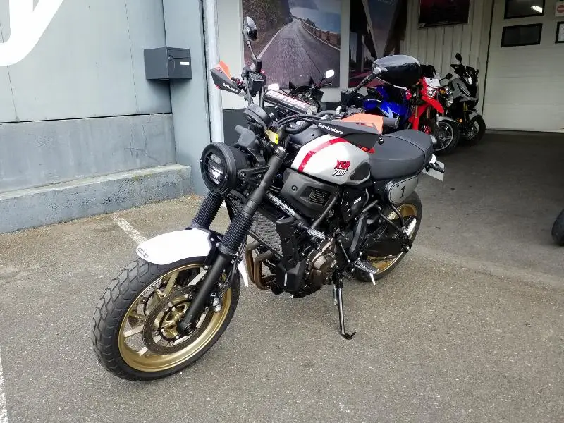 XSR 700 ABS