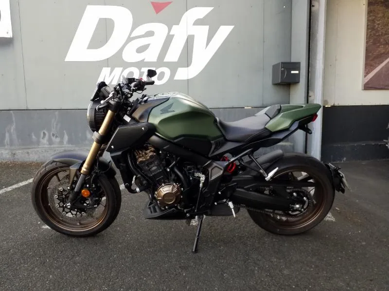 CB 650 R