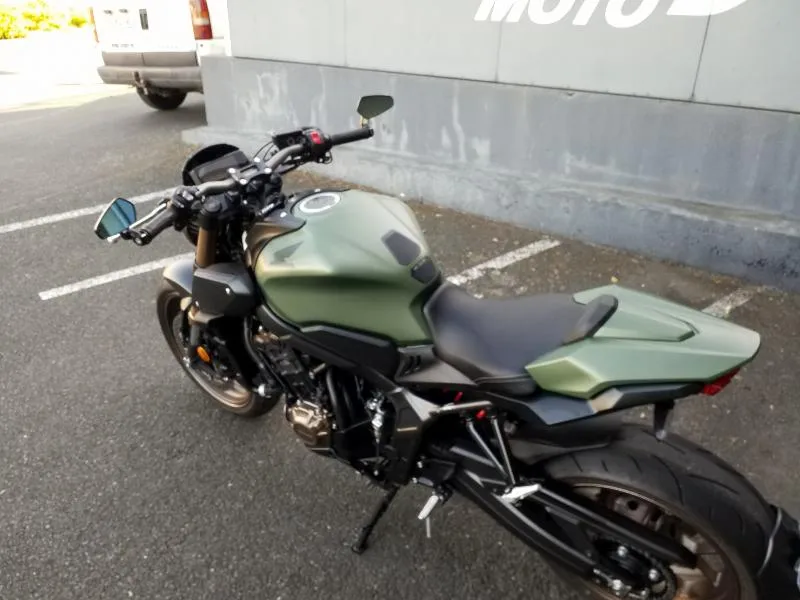CB 650 R