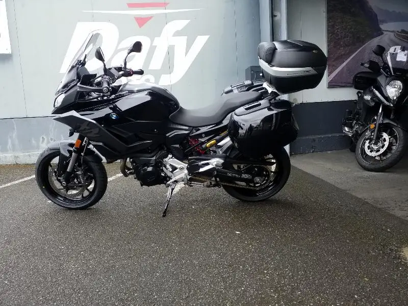 F 900 XR
