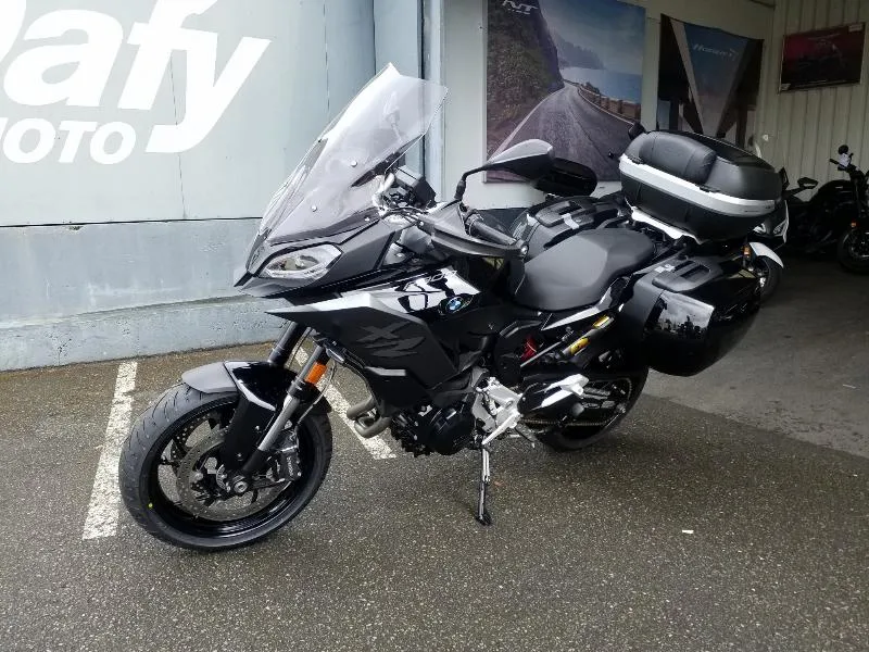 F 900 XR