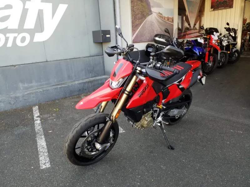 HYPERMOTARD