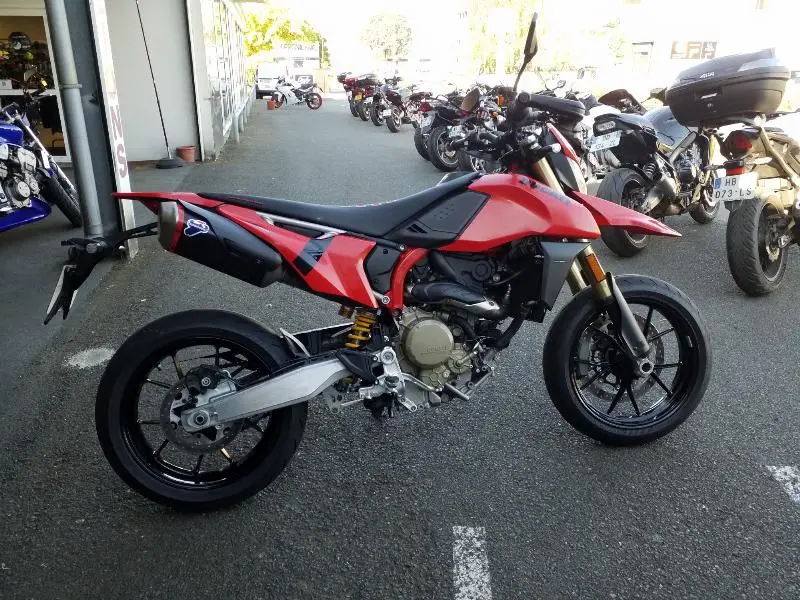HYPERMOTARD