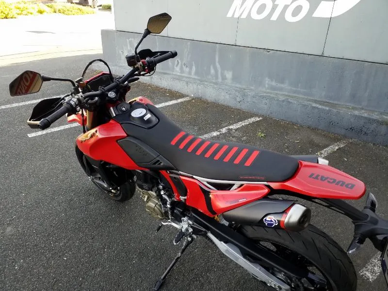 HYPERMOTARD