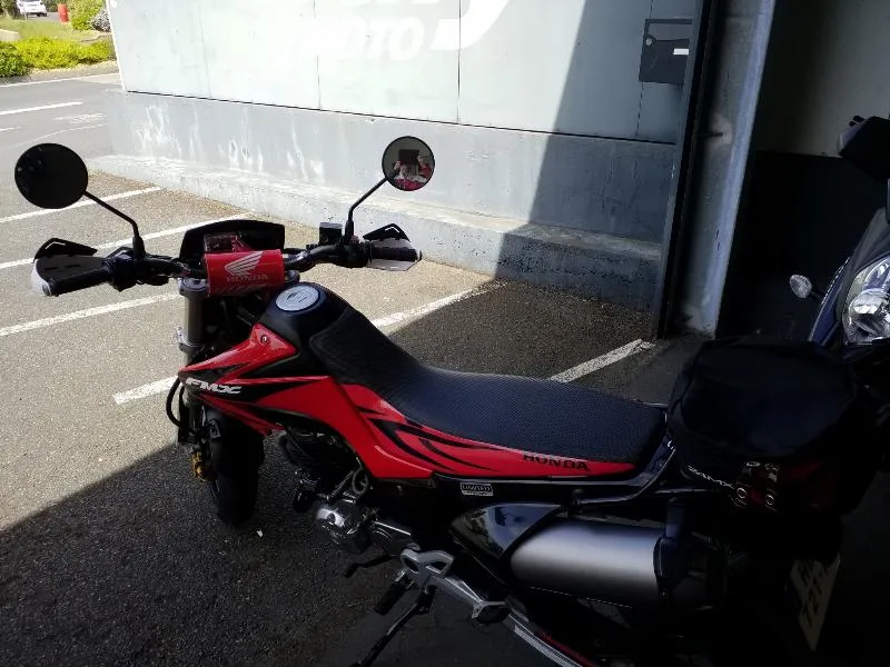 FMX 650