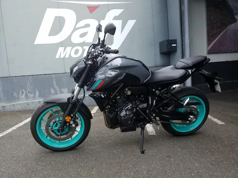 MT07