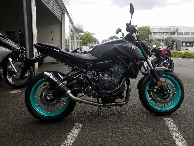 MT07