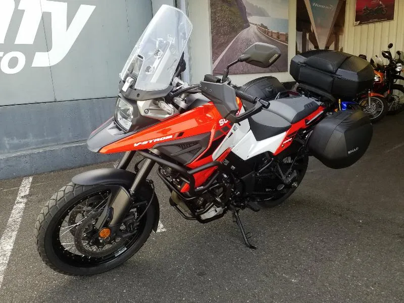 DL VSTROM 1050XT