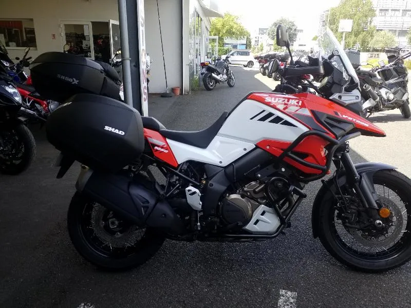 DL VSTROM 1050XT