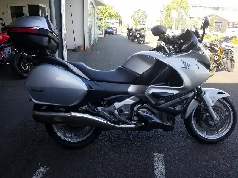 NT DEAUVILLE 700 ABS