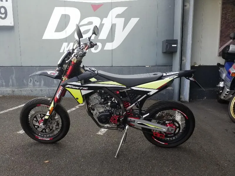 XMF 125