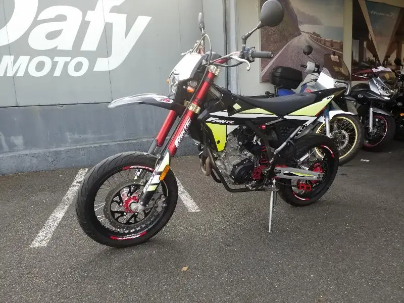 XMF 125