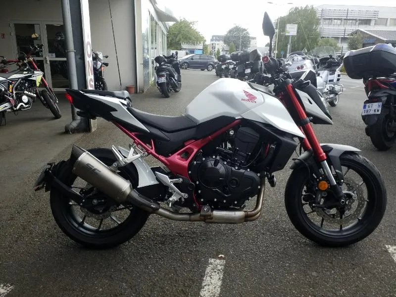 CB 750 HORNET
