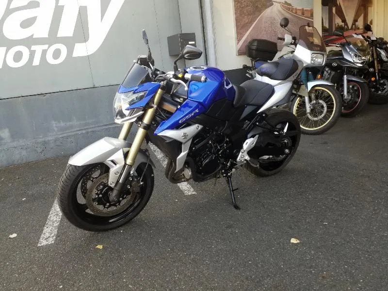 GSR 750