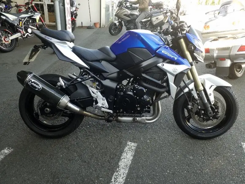 GSR 750