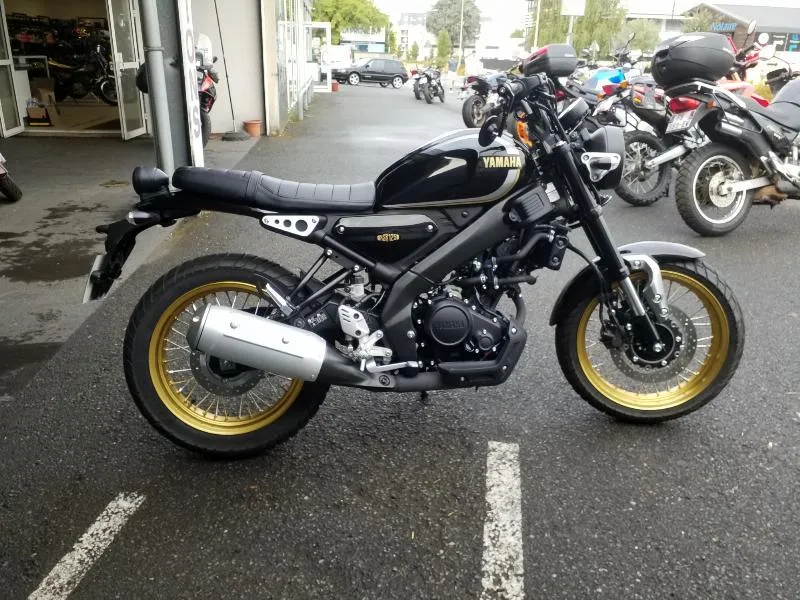 XSR 125 Legacy