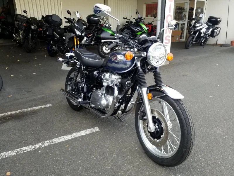 W 800
