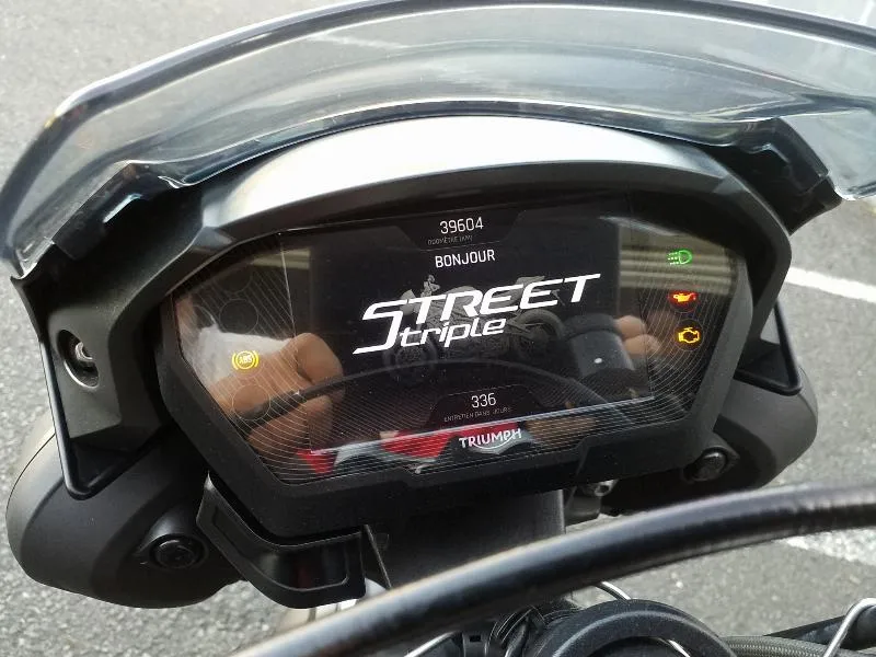STREET TRIPLE 765 RS
