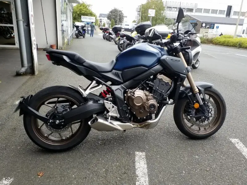 CB 650 R