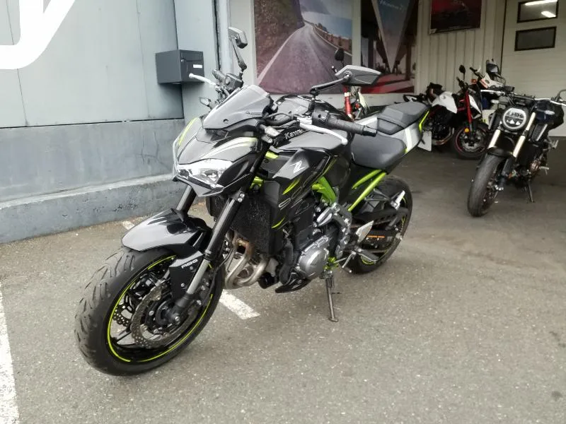 Z 900