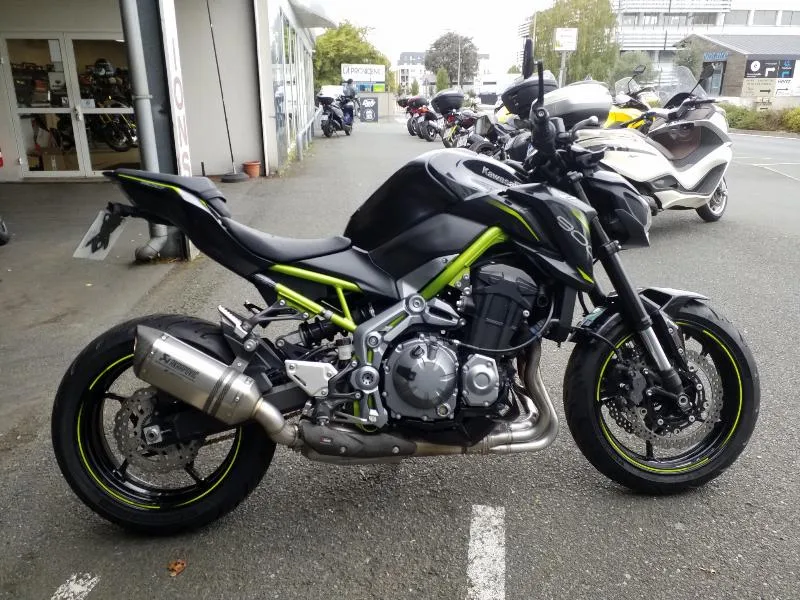 Z 900