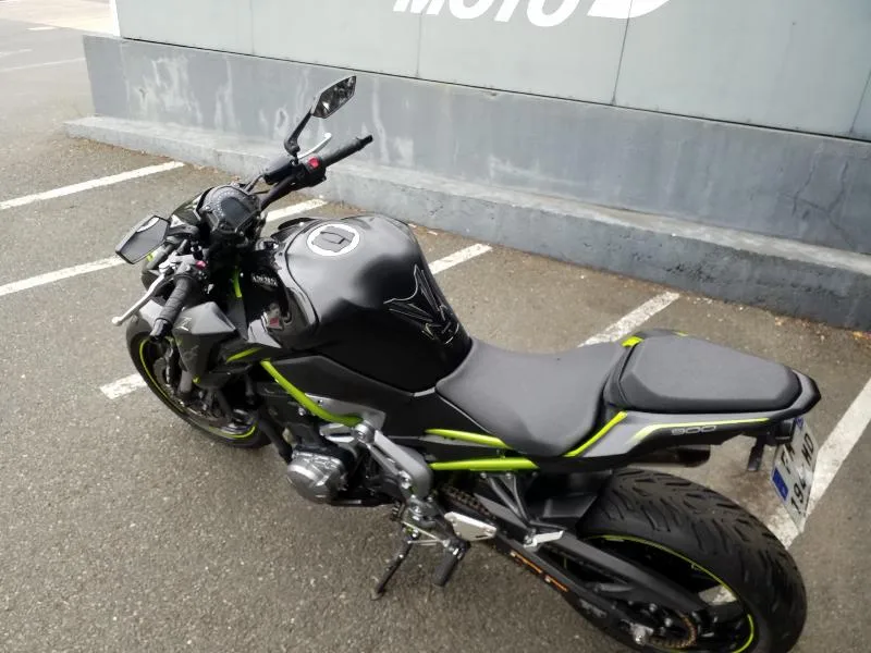Z 900