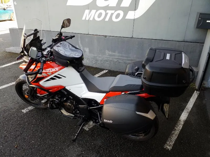 DL VSTROM 1050XT