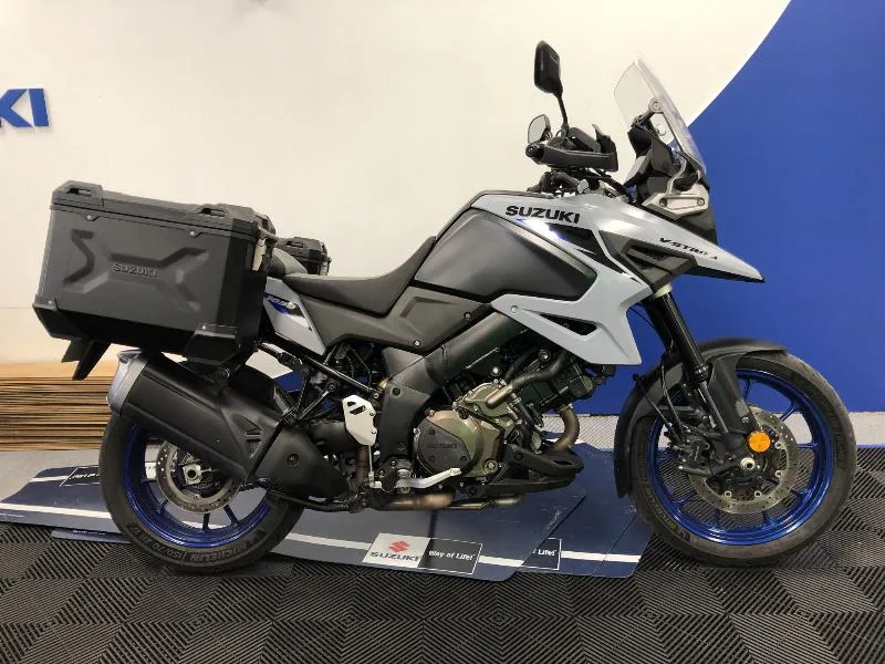 DL VSTROM 1050DE