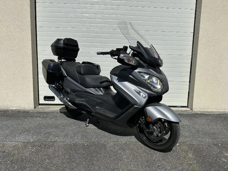 BURGMAN 650