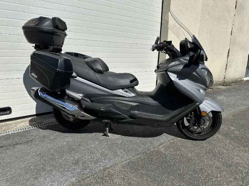 BURGMAN 650