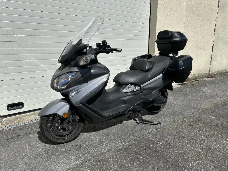 BURGMAN 650