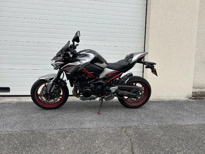 Z 900