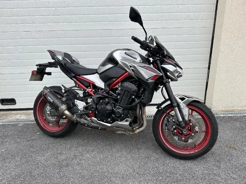 Z 900