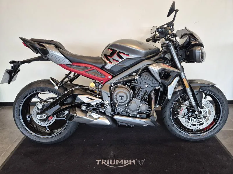 STREET TRIPLE 765 RS