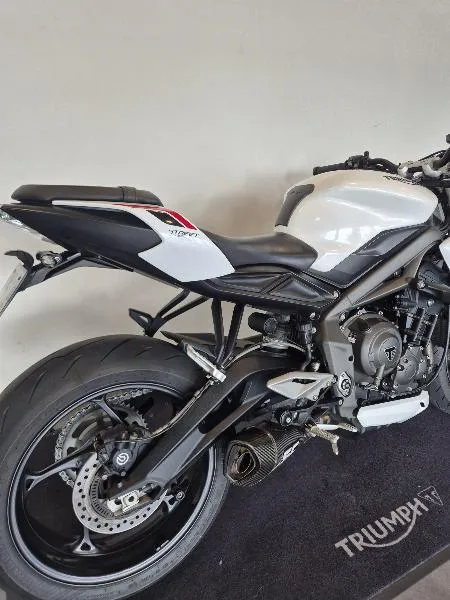 STREET TRIPLE 660 S A2