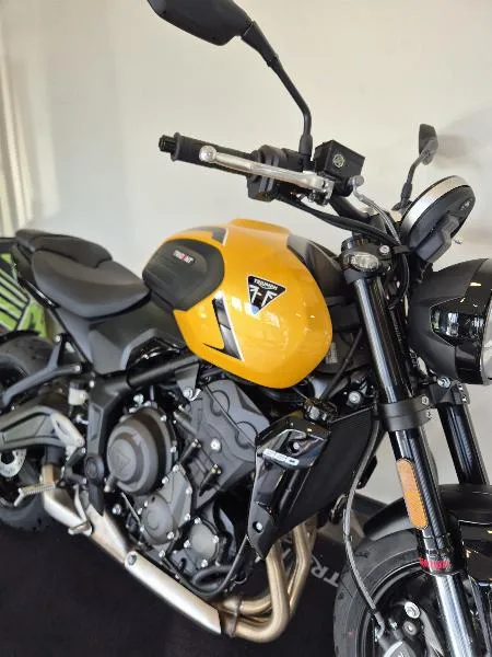 TRIDENT 660