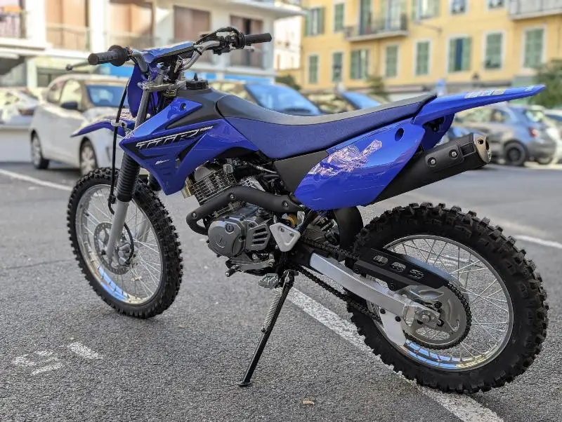 TT 125R