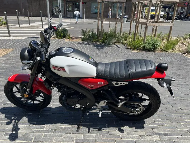 XSR 125
