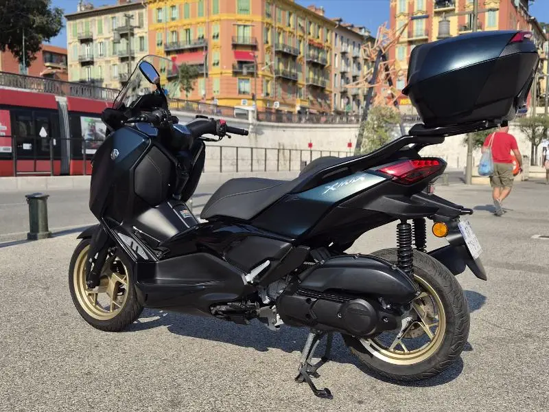 XMAX 125 TECH MAX
