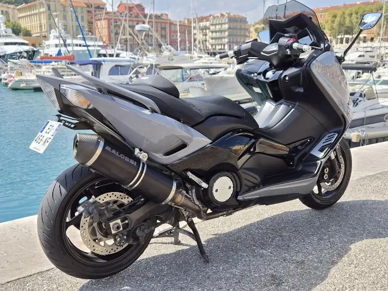 XP TMAX 530 LUX MAX