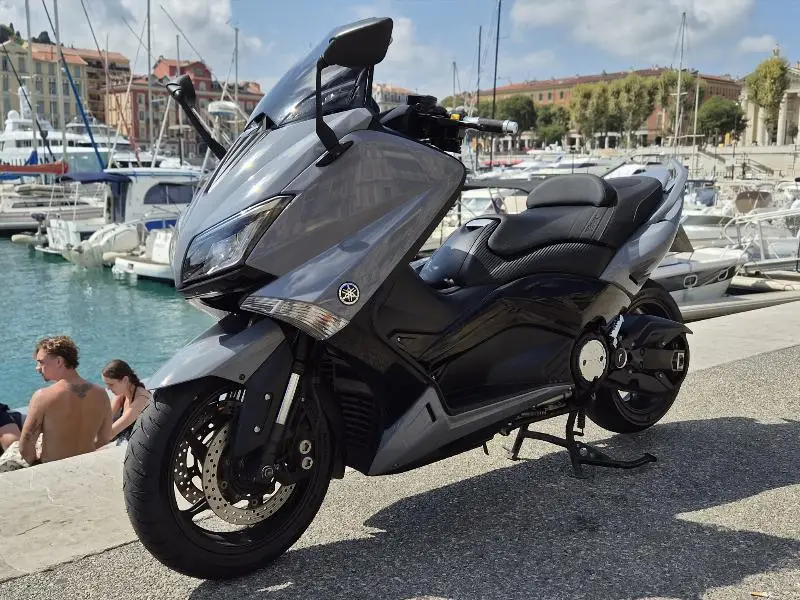 XP TMAX 530 LUX MAX