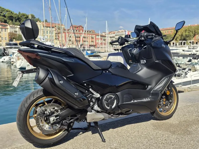 XP TMAX 560 TECH MAX