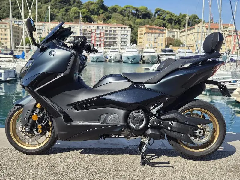 XP TMAX 560 TECH MAX