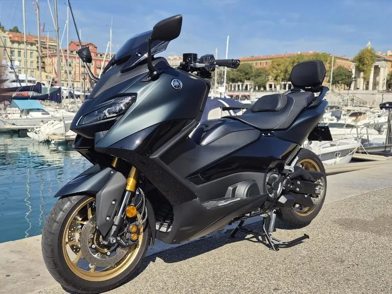XP TMAX 560 TECH MAX