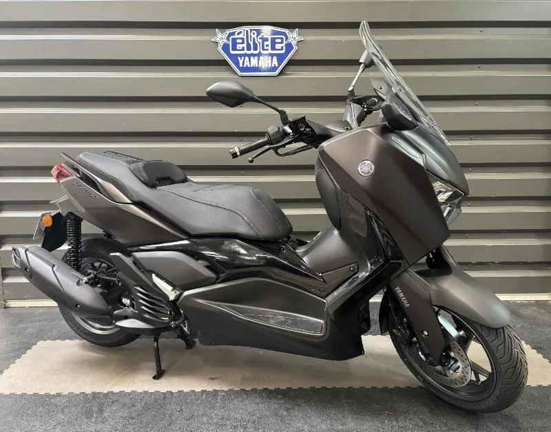 XMAX 125 TECH MAX